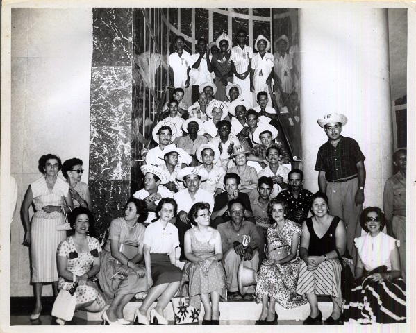 Foto de 120 Aniversario BNCJM - Remembranzas fotográficas: La Biblioteca Nacional de Cuba José Martí, baluarte cultural de la nación (1959-1987)
