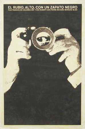 El Rubio alto, con un zapato negro