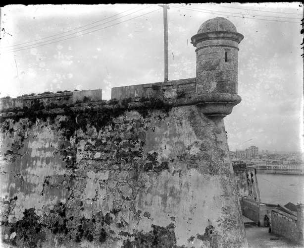 FORTALEZA DE LA CABAÑA. TORREON