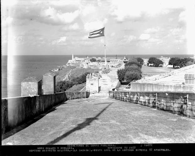 FORTALEZA DE LA CABAÑA. VISTA DEL MORRO Y LA BATERIA DE LOS DOCE APOSTOLES