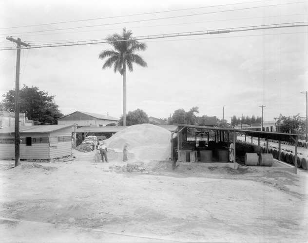 FABRICA DE TUBOS DE HORMIGON EN EL REPARTO SANTA AMALIA