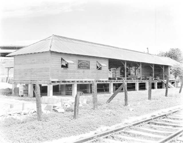 FABRICA DE TUBOS DE HORMIGON DEL MINISTERIO DE SALUBRIDAD