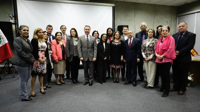 Foto de Participa Director de la Biblioteca Nacional de Cuba en Asamblea General de ABINIA en Lima,  Perú