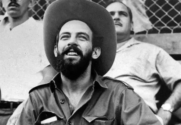 Foto de Homenaje a Camilo Cienfuegos en el 60 Aniversario de su desaparición física 