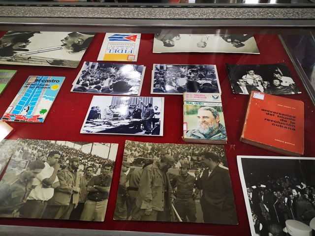 Foto de Inaugurada la exposición Fidel entre Nosotros