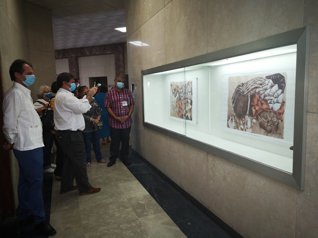 Foto de  Inauguración  Exposición Fragmentos a su Imán 