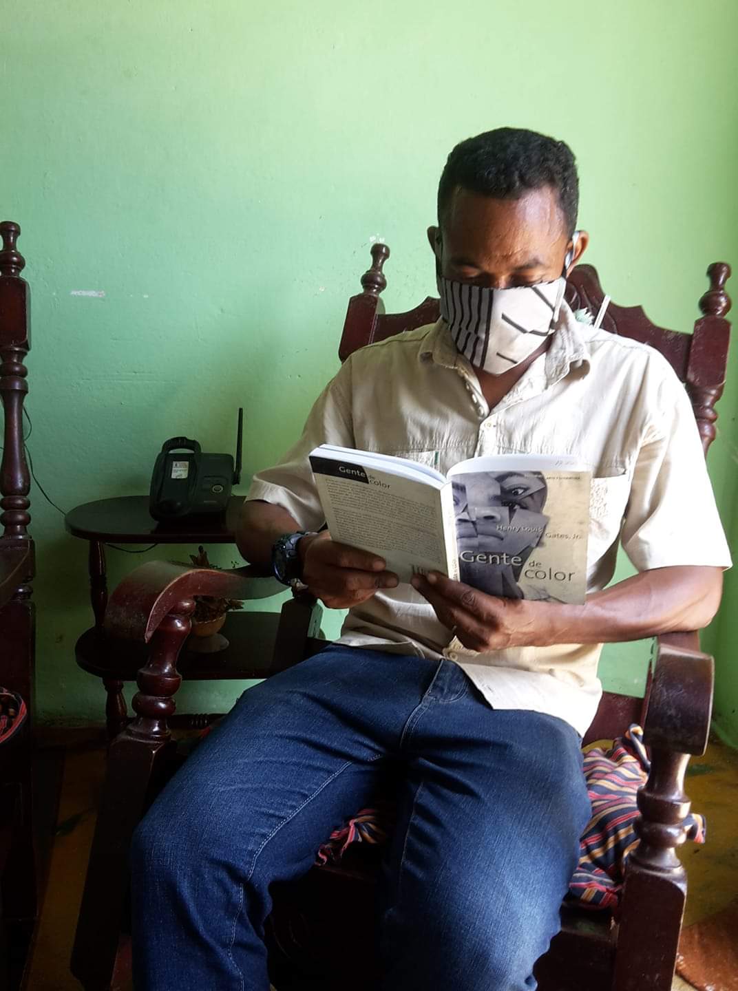 Foto de  Disfrutando  la lectura gracias a las bibliotecarias de Guantánamo