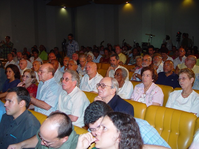 Foto de Memorias.Acto celebrado en la Sala Teatro de la Biblioteca Nacional de Cuba José Martí el 30 de junio de 2007 en ocasión del  46 Aniversario de las Palabras a los intelectuales