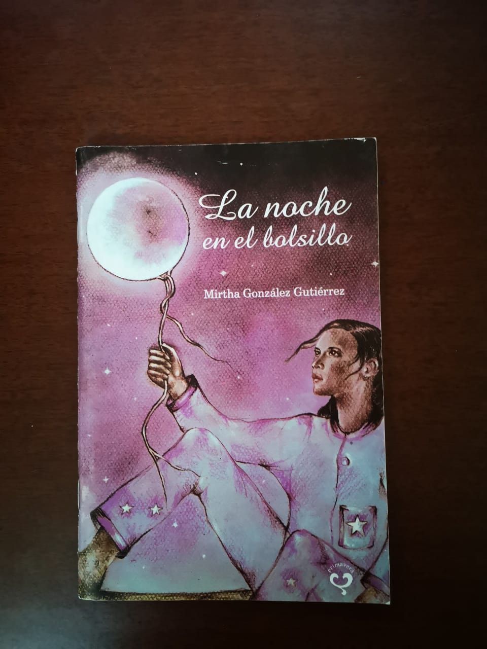 Foto de Programa Nacional por la Lectura. Jornada por el Día del Libro Cubano. Reseña del libro La noche en el bolsillo de Mirtha Gonzalez Gutiérrez.