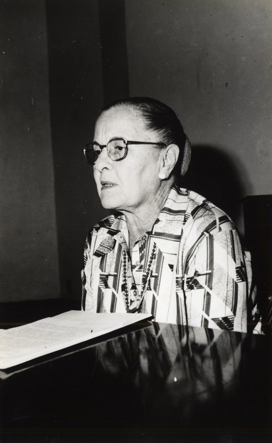 Foto de 120 Aniversario BNCJM .Ilustres en la Biblioteca Nacional de Cuba José Martí: Conchita Fernández, secretaria para hacer historia 
