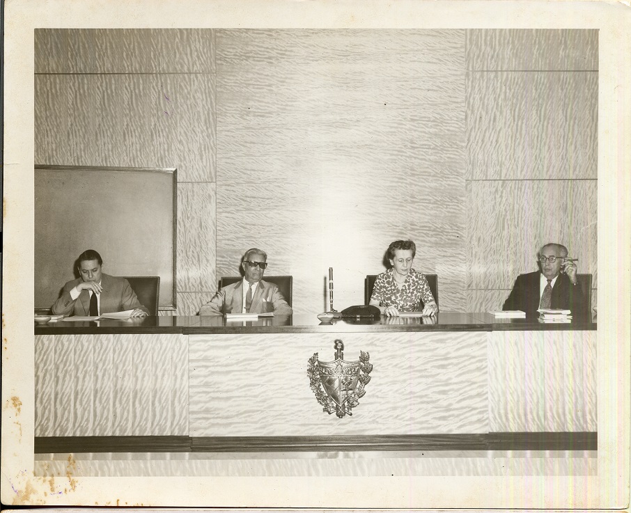 Foto de Ilustres en la Biblioteca Nacional José Martí: La devoción martiana de Manuel Pedro González 