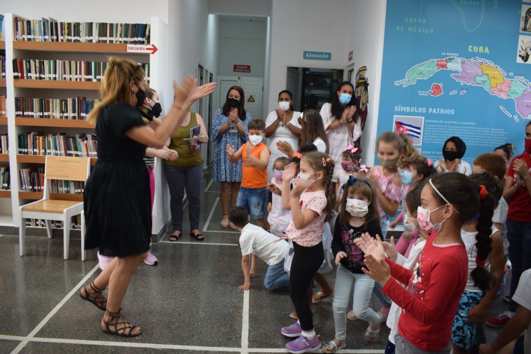 Foto de Sabatinas y otras actividades en la Sala Infantil Juvenil Eliseo Diego de la Biblioteca Nacional