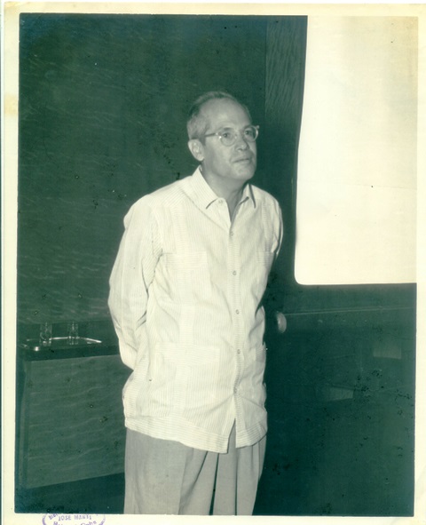 Foto de Ilustres en la Biblioteca Nacional. Samuel Feijóo, “uno de los más altos líricos cubanos de todos los tiempos